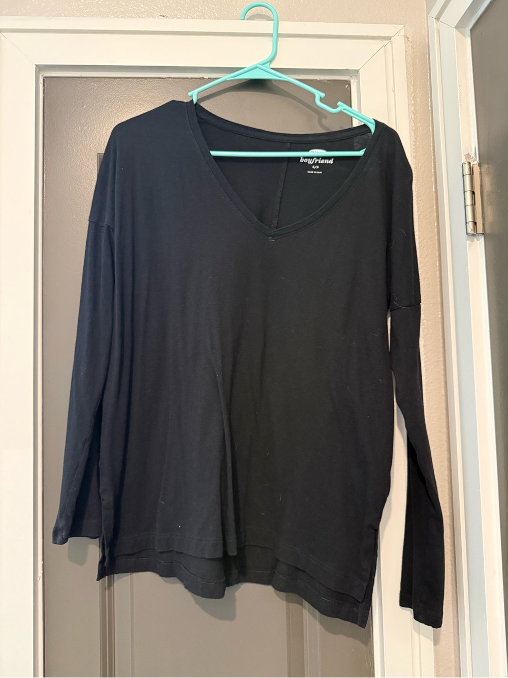 Old Navy Black V-Neck Long Sleeve Tee